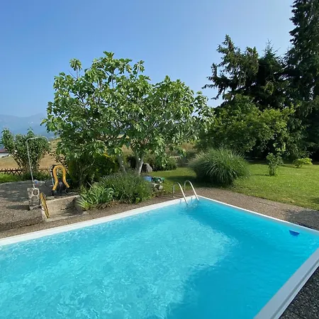 Pensión Vintage View With Outdoor Pool Spiez