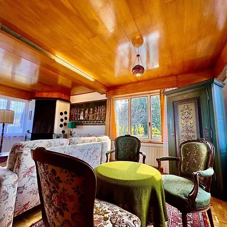 Vintage View With Outdoor Pool Spiez