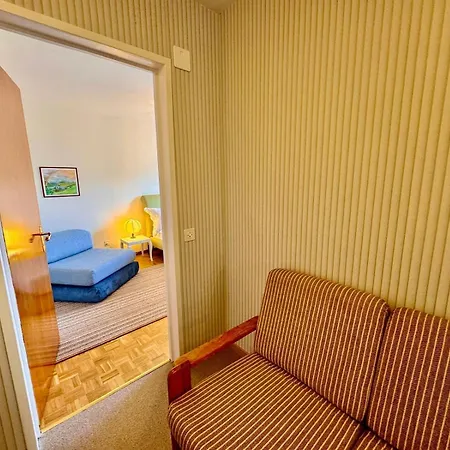 Vintage View With Outdoor Pool Vendégház Spiez