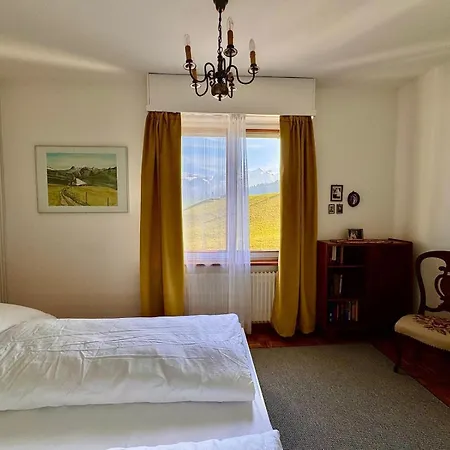 Vintage View With Outdoor Pool