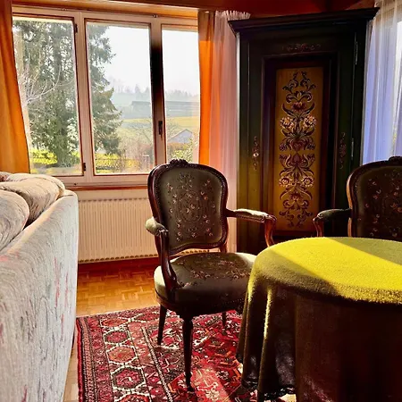 Vintage View With Outdoor Pool Gasthof
