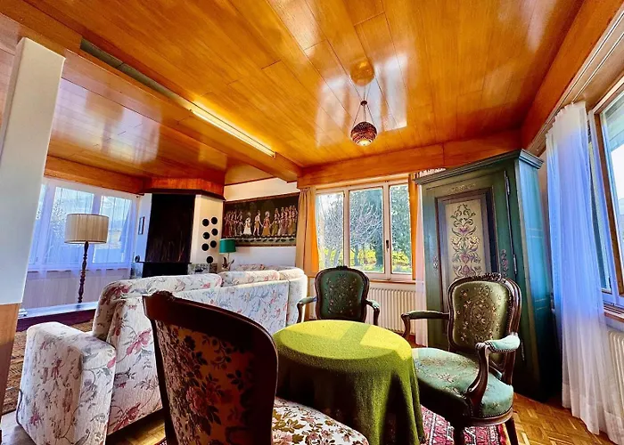 Vintage View With Outdoor Pool שפיץ