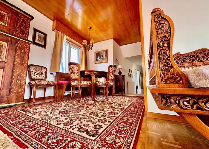 Vintage View With Outdoor Pool 3* שפיץ