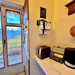 بيت ضيافة Vintage View With Outdoor Pool سبيز