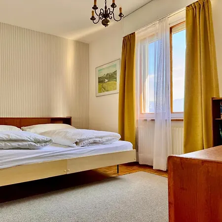 Vintage View With Outdoor Pool Pensjonat Spiez