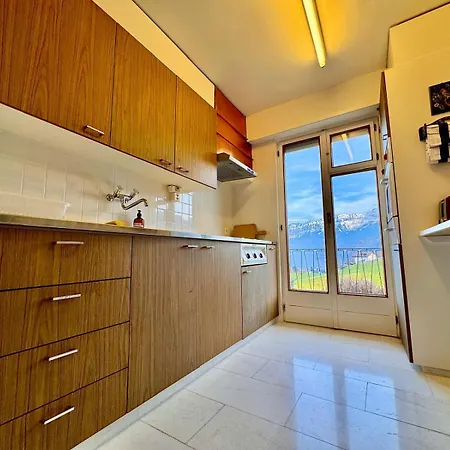 Pensjonat Vintage View With Outdoor Pool 3*